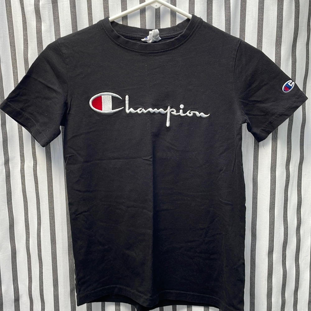 T-shirt, used shirt, good condition